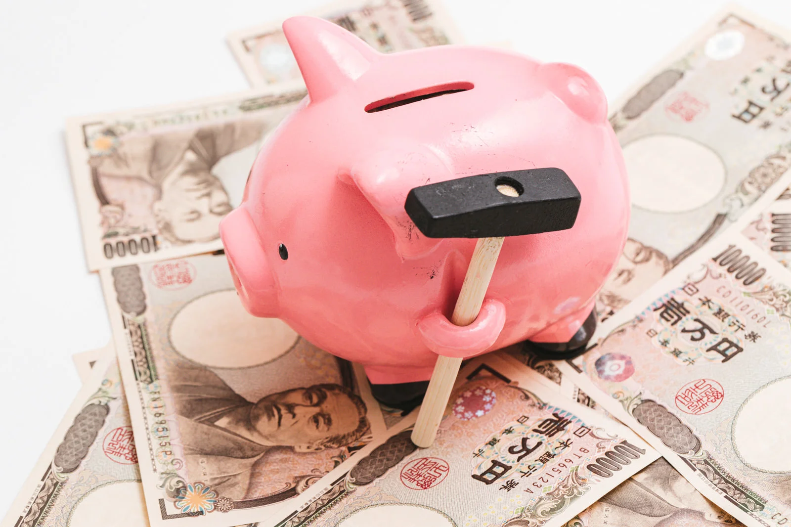 ぶたの貯金箱 